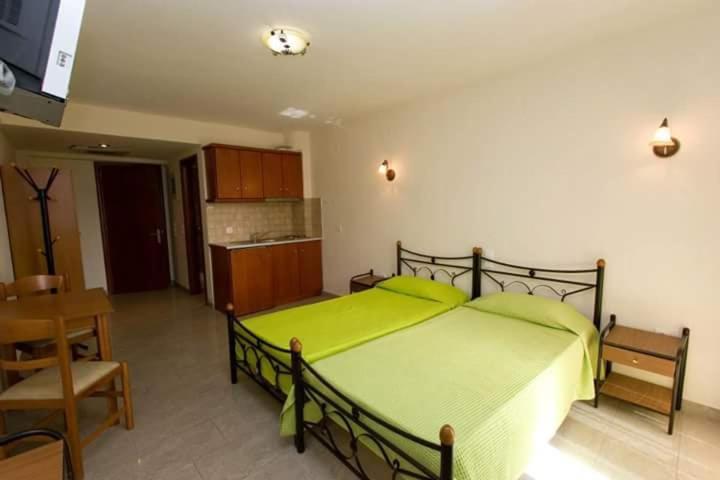 Ιωλκοσ Lejlighedshotel Loutra Edipsou  Eksteriør billede