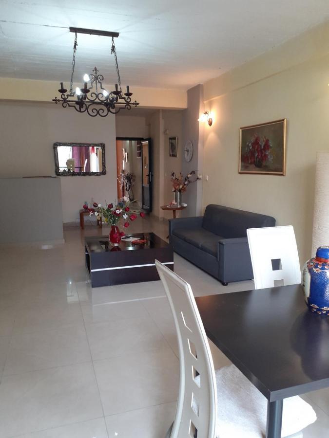 Ιωλκοσ Lejlighedshotel Loutra Edipsou  Eksteriør billede